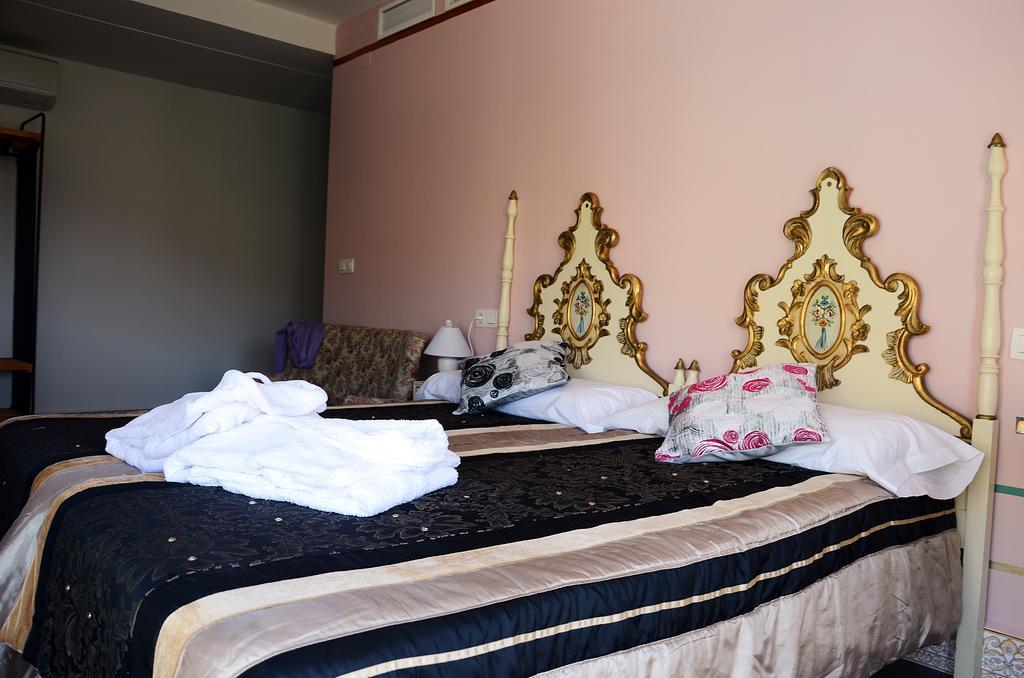 Caseria 7 Fuentes Hinojares Bagian luar foto